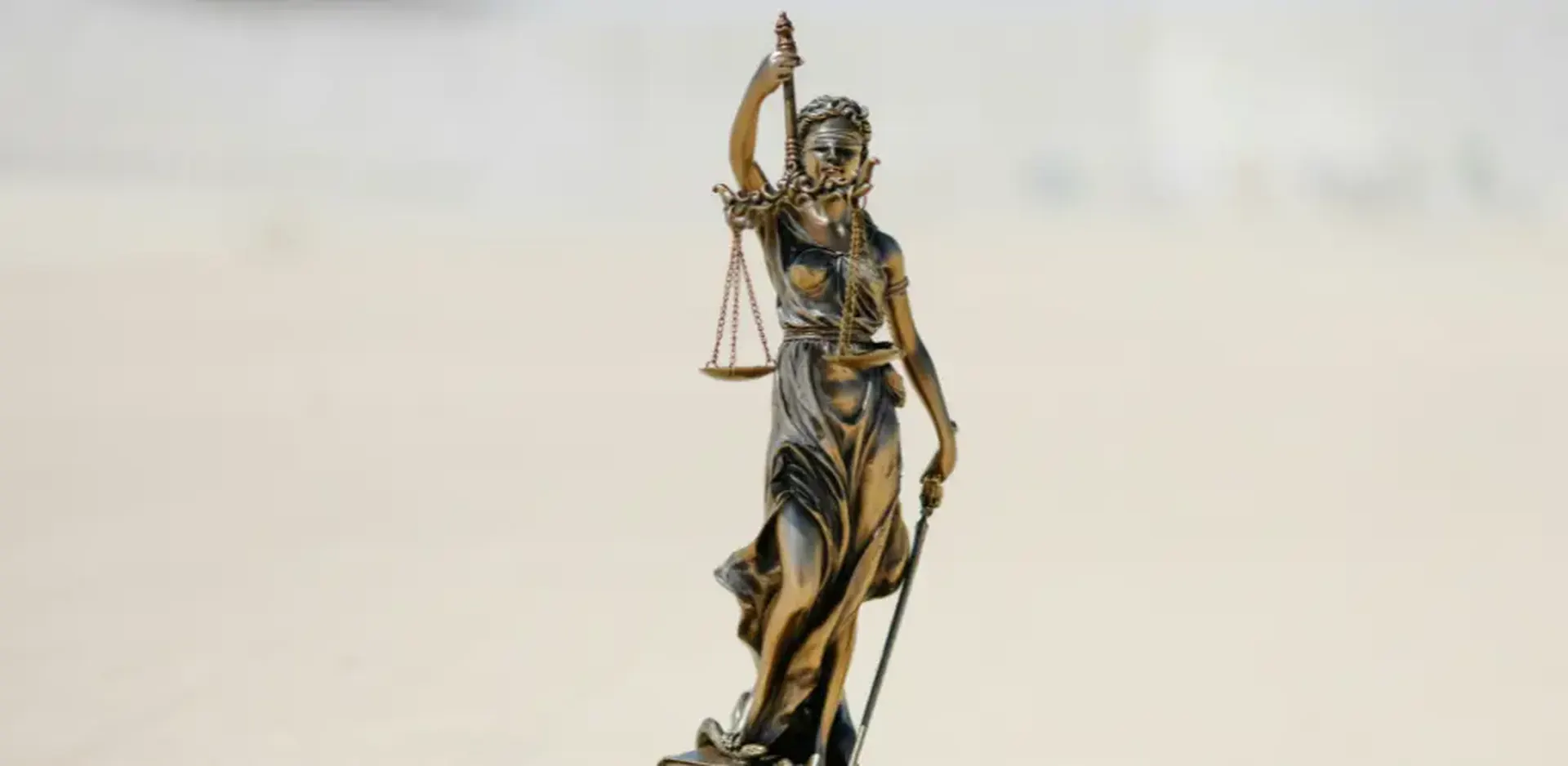 Cover photo for the article "What to Expect During a Personal Injury Trial in California"